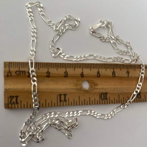 Unisex 925 Silver 3mm necklace 22.5 inch figaro chain - Picture 2 of 6